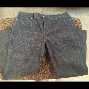 Great NYDJ ankle jeans, with sueded finish!